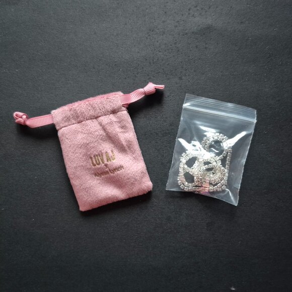 Prong-Set Tennis Necklace in Silver - Picture 4 of 9